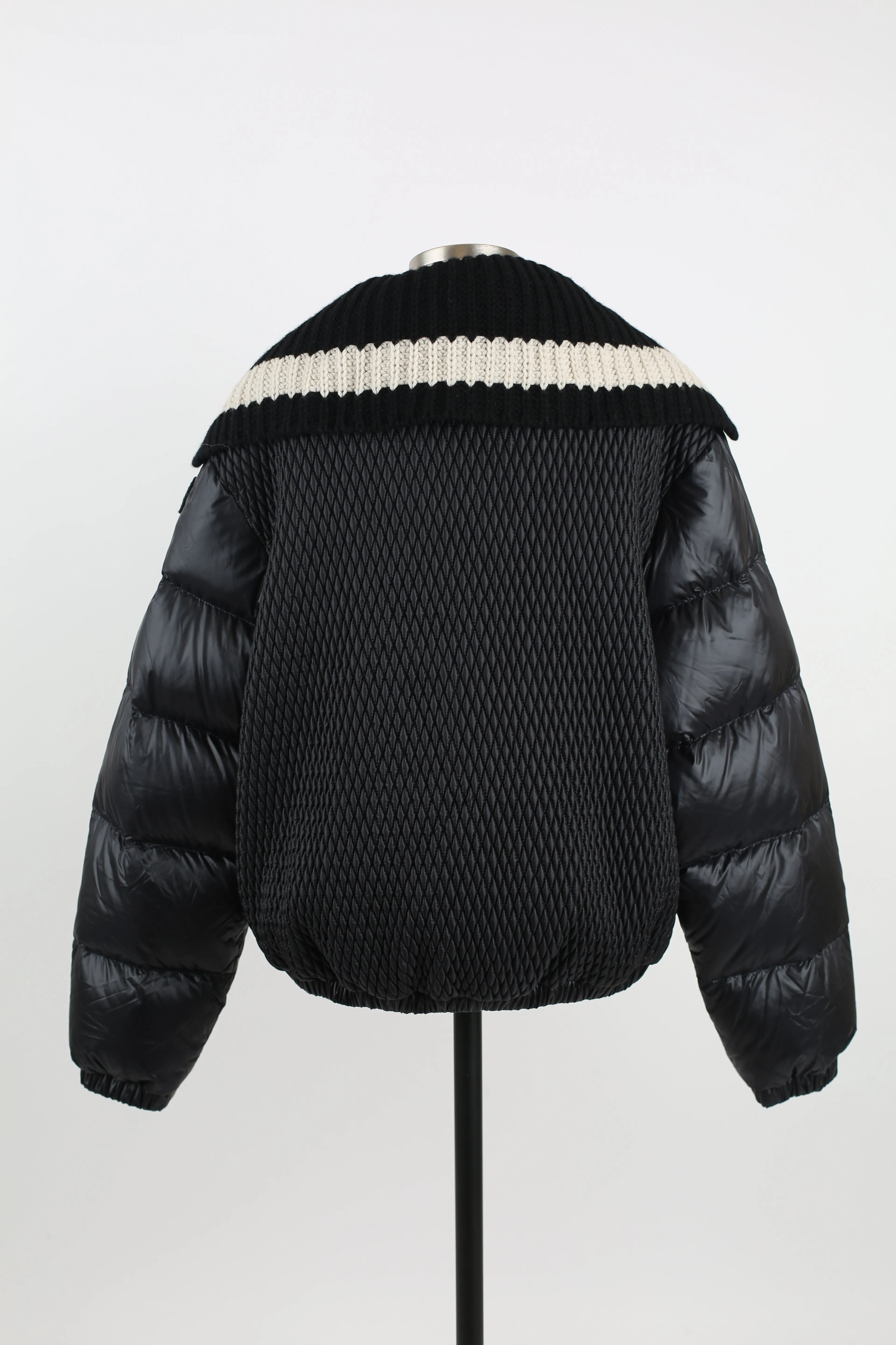 Arpont Diamond Quilted Down Jacket