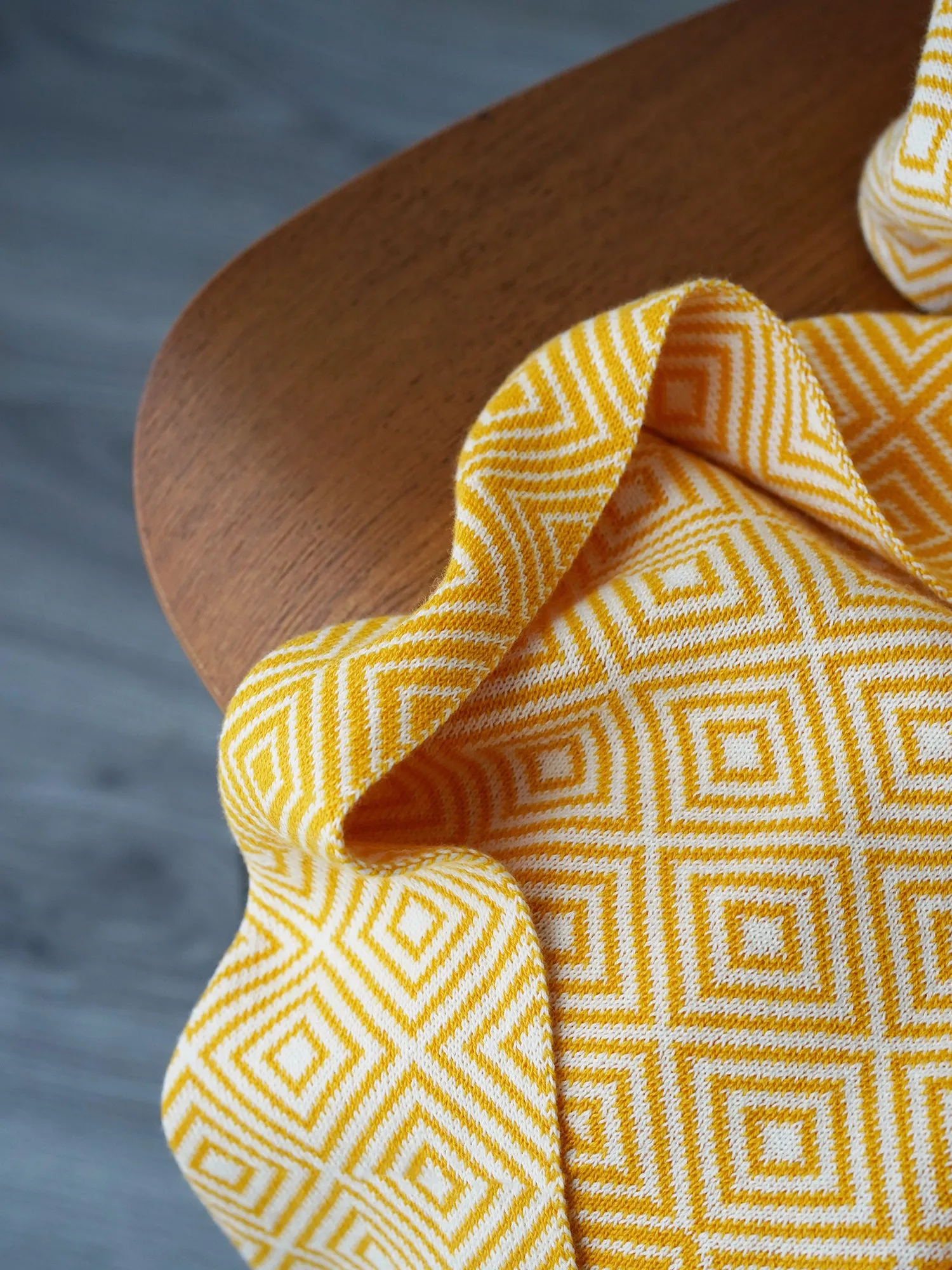 Cotton Throw With Tassel