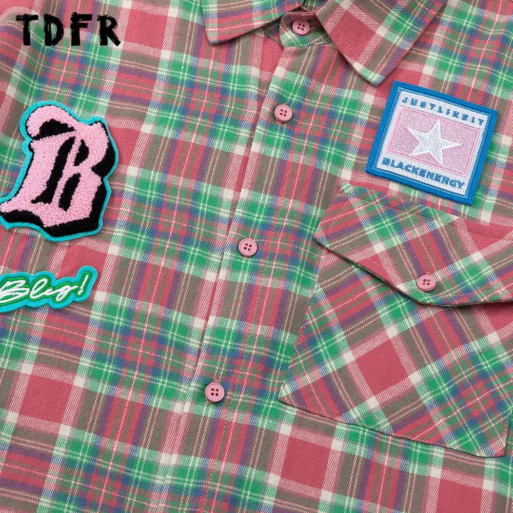 Mens Retro Casual Plaid Shirt with Patch Embroidery and Single Breasted Closure