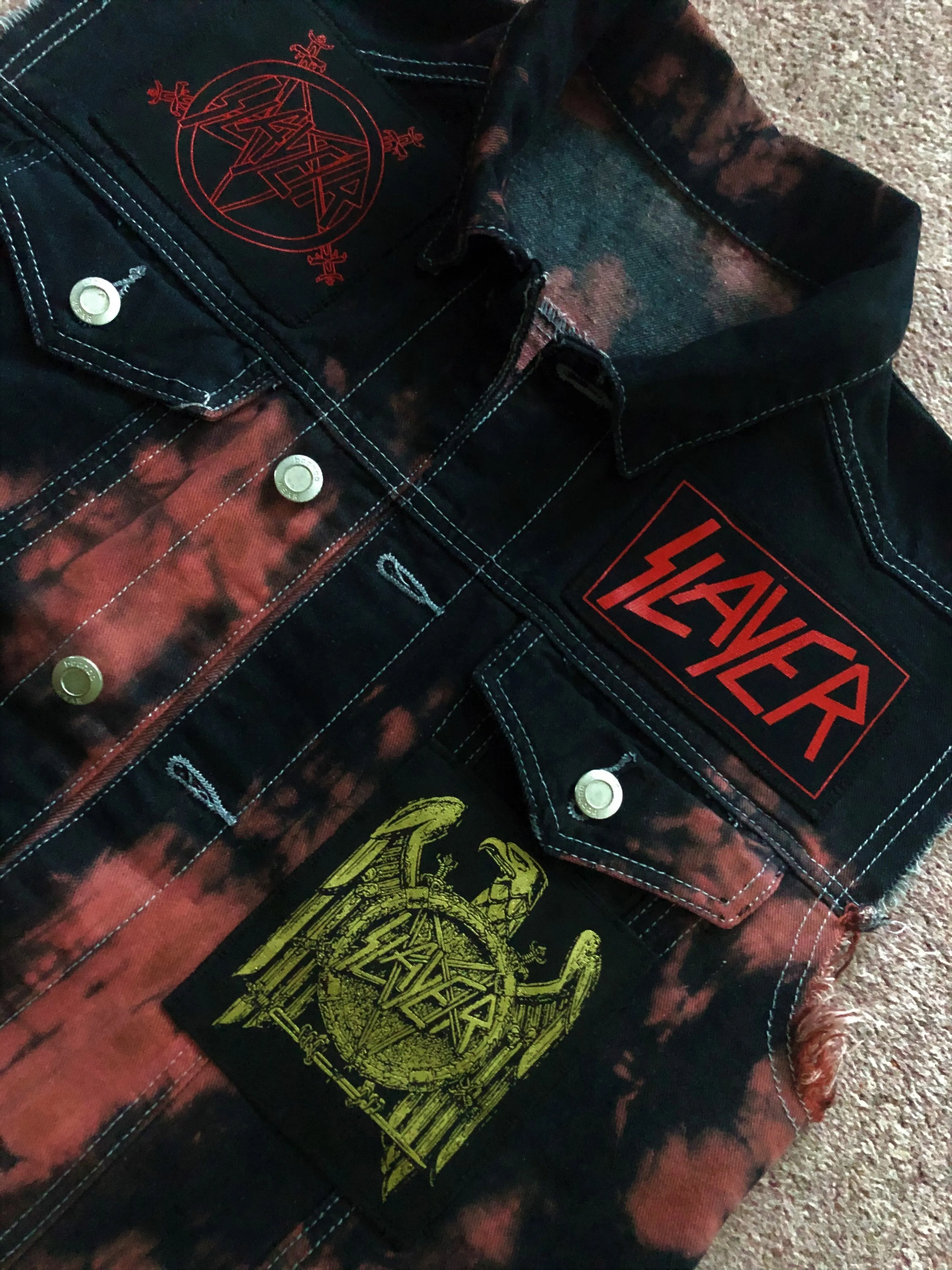 Slayer Raining Blood Red Tie-Bleach Patch Battle Jacket Cut-Off Denim