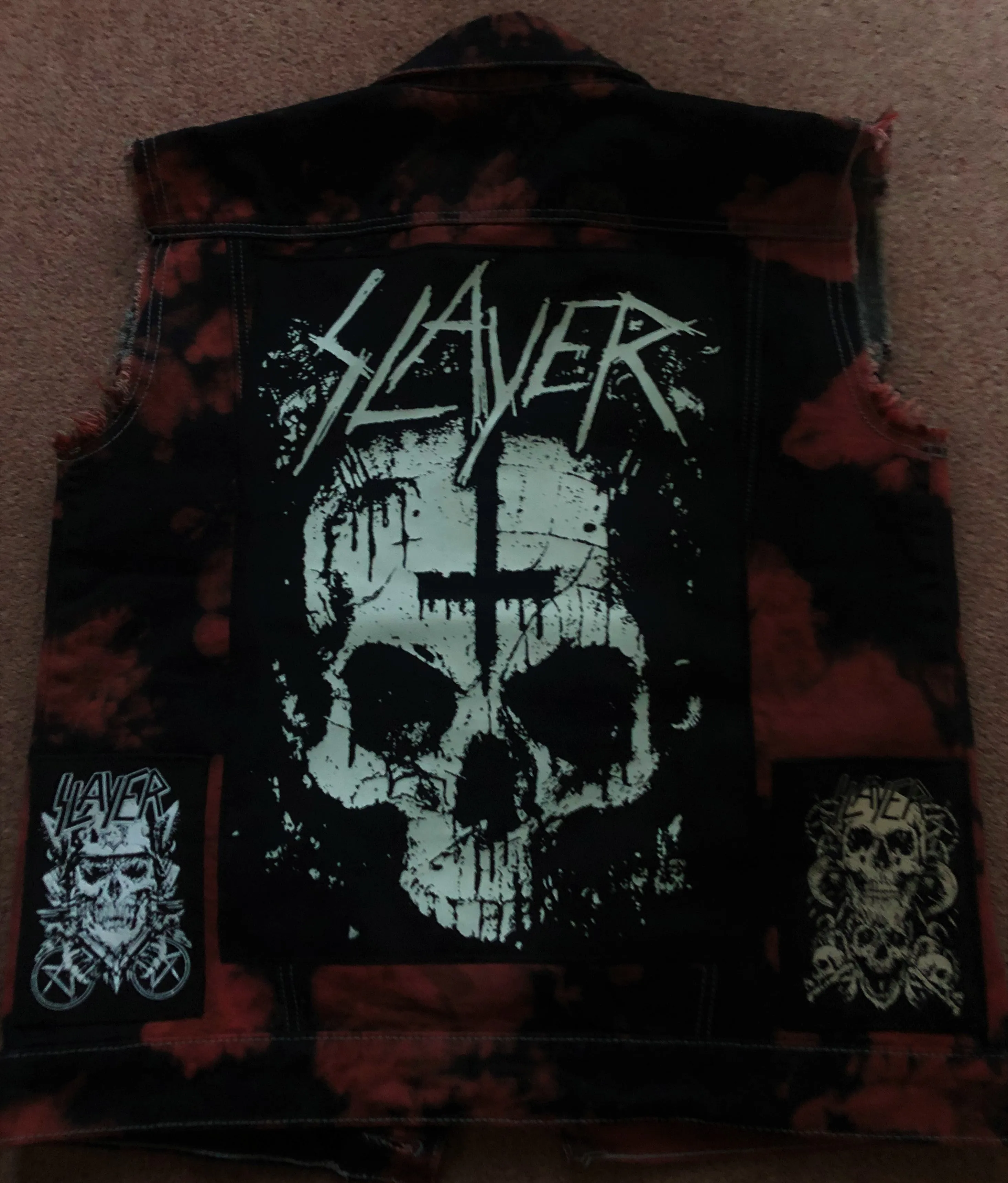 Slayer Raining Blood Red Tie-Bleach Patch Battle Jacket Cut-Off Denim