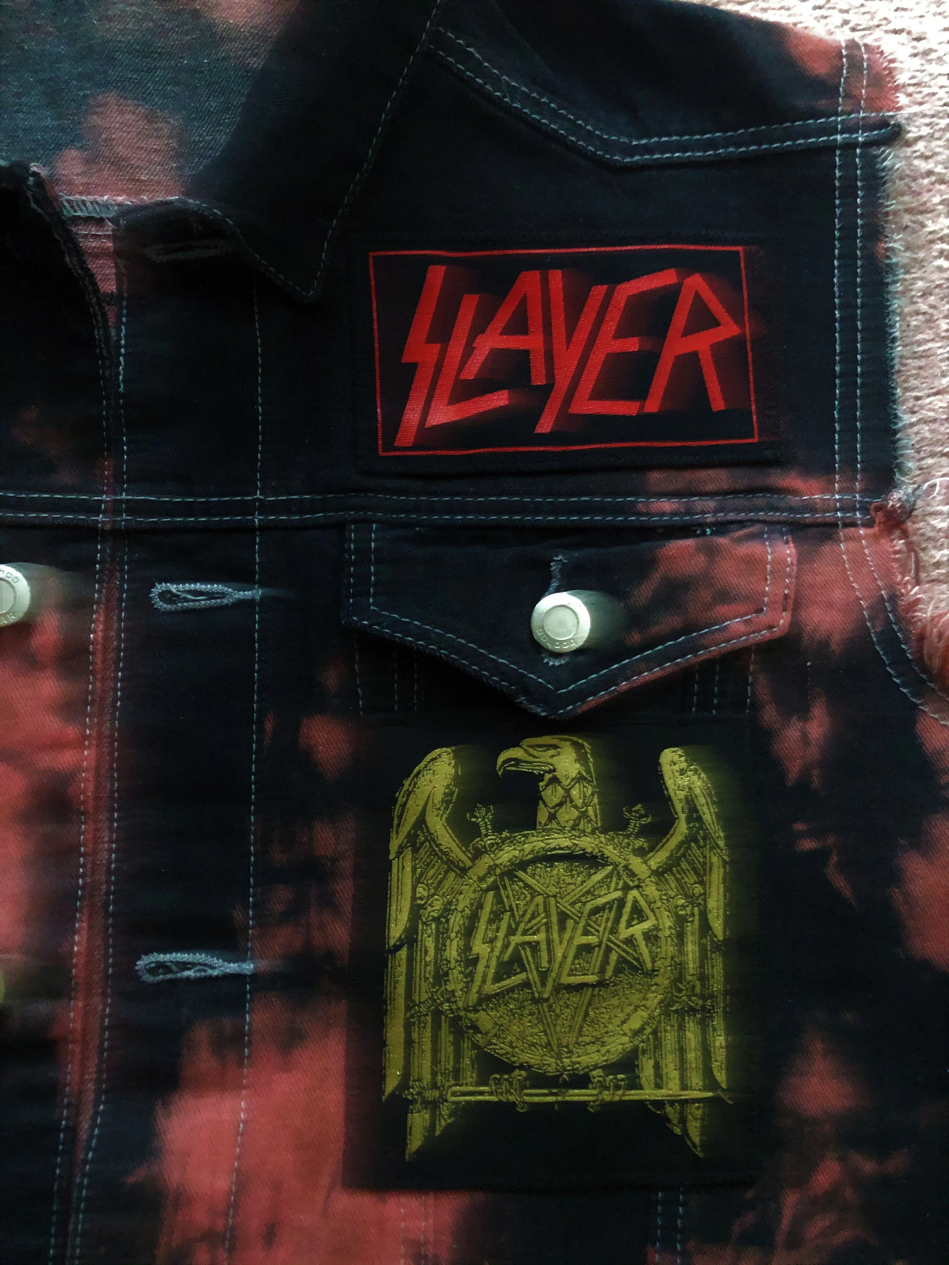 Slayer Raining Blood Red Tie-Bleach Patch Battle Jacket Cut-Off Denim