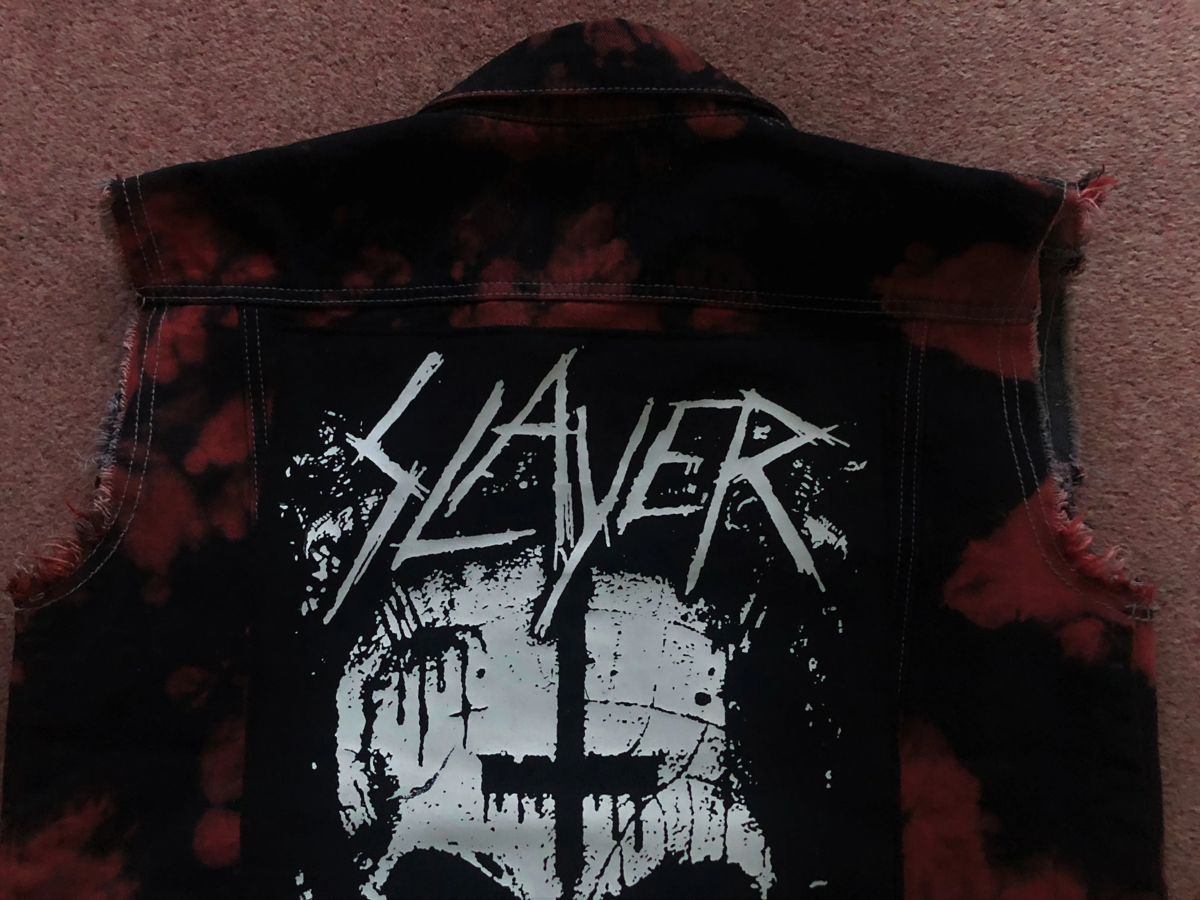 Slayer Raining Blood Red Tie-Bleach Patch Battle Jacket Cut-Off Denim