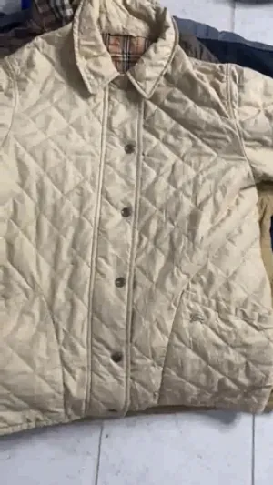 TNF/Burberry/Mix Fleece & Windbreaker 18 PCs
