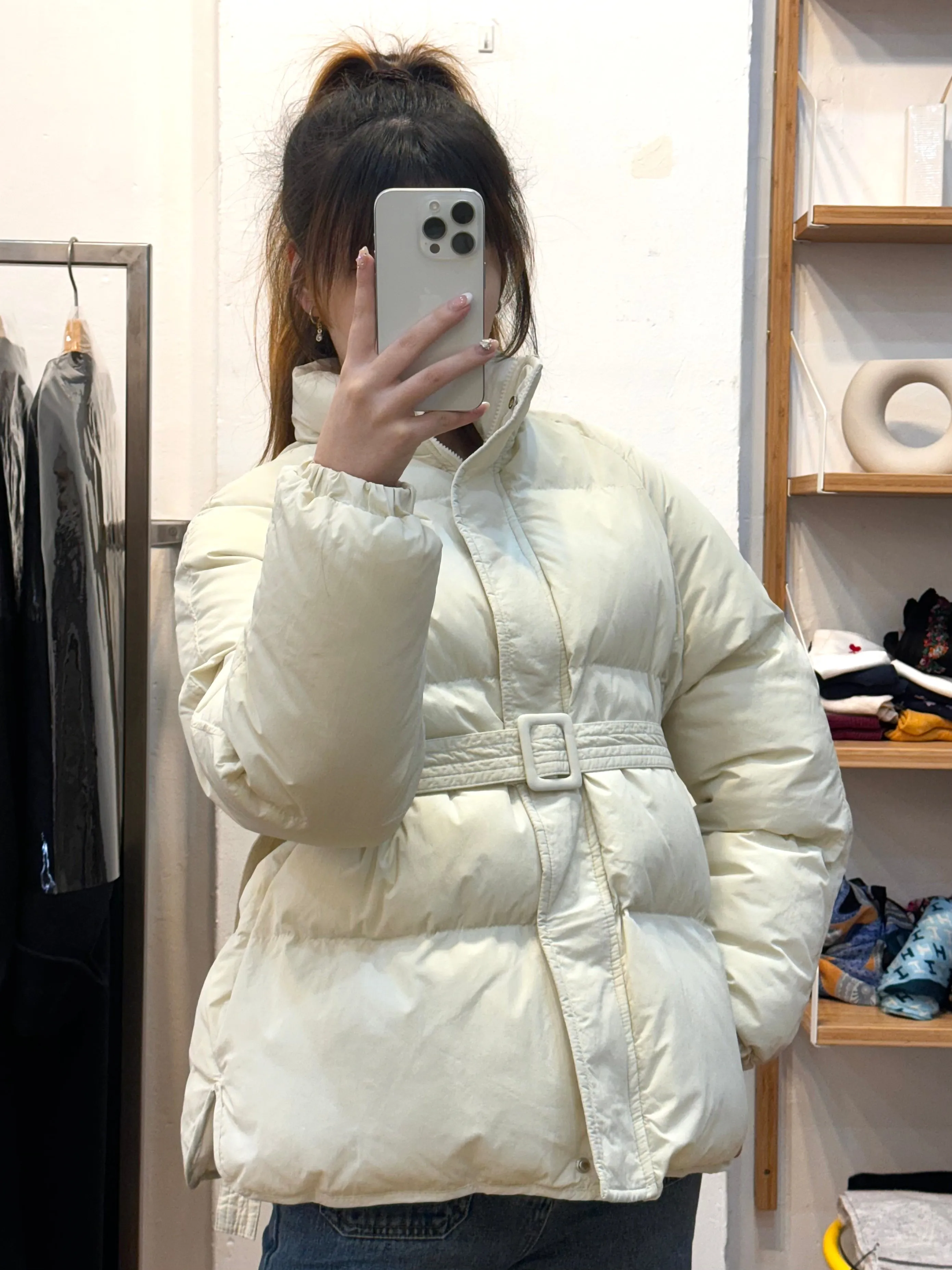 White / Beige Puff Jacket