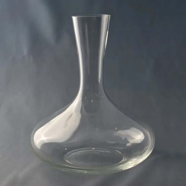 Wine Decanter- Ships